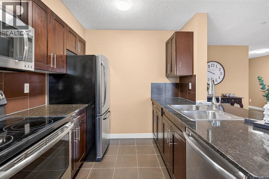 4320, 403 Mackenzie Way Sw, Airdrie, Alberta  T4B 3V7 - Photo 14 - A2283984