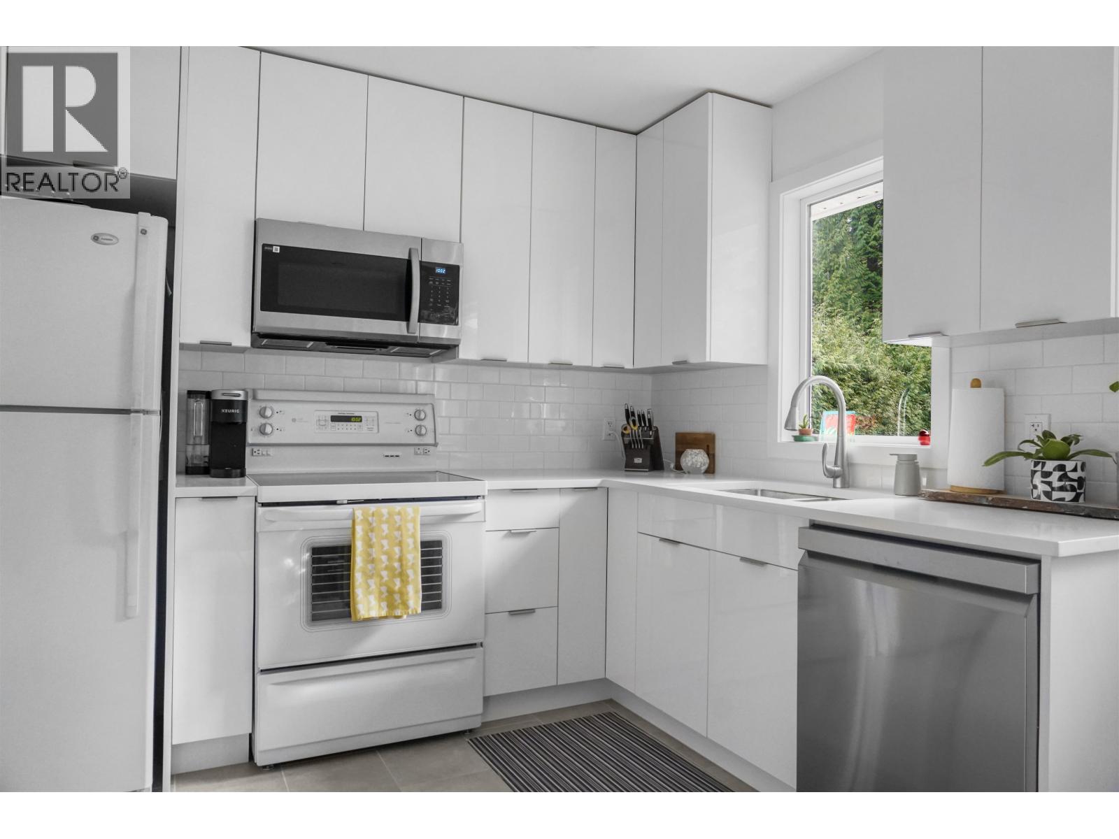 1303 Tweedsmuir Avenue, Kitimat, British Columbia  V8C 1C2 - Photo 4 - R3097030