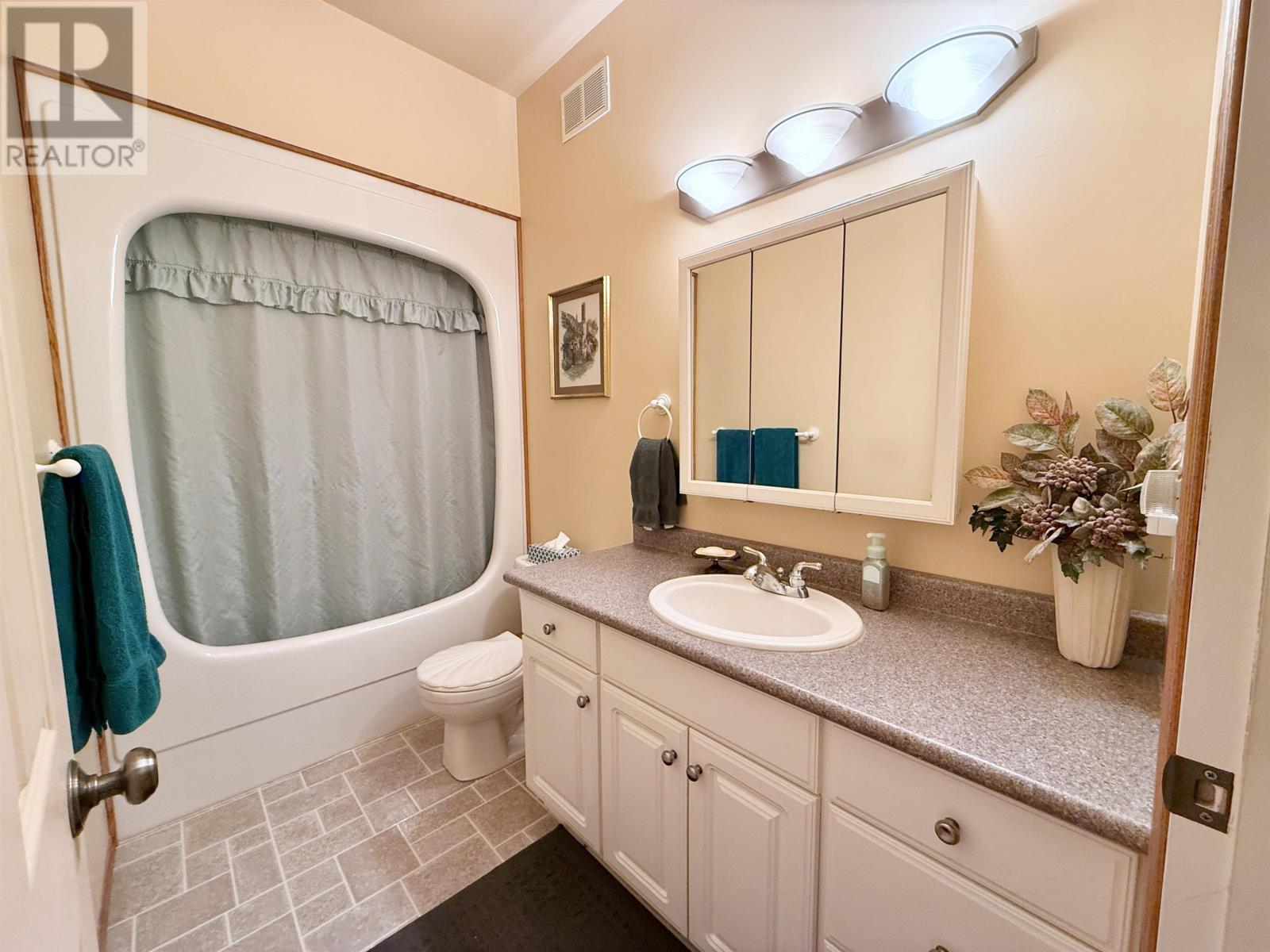 16 Pine Ridge Dr, Kenora, Ontario  P9N 4H6 - Photo 28 - TB2600077