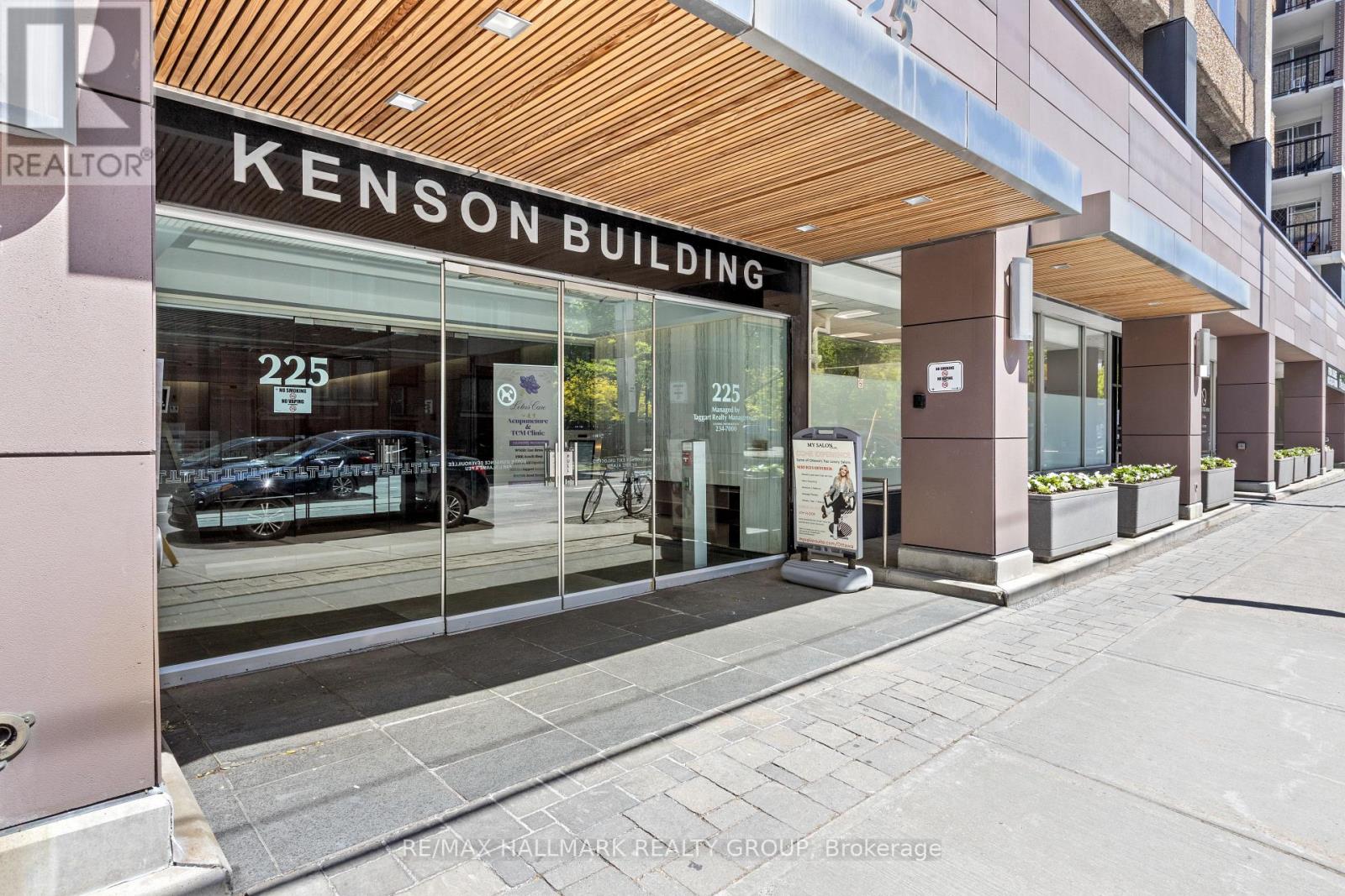 312 - 225 Metcalfe Street, Ottawa, Ontario  K2P 1P9 - Photo 8 - X12855680