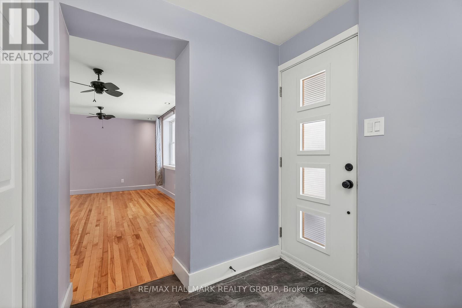 1 - 170 Donald Street, Ottawa, Ontario  K1K 1M9 - Photo 2 - X12855694