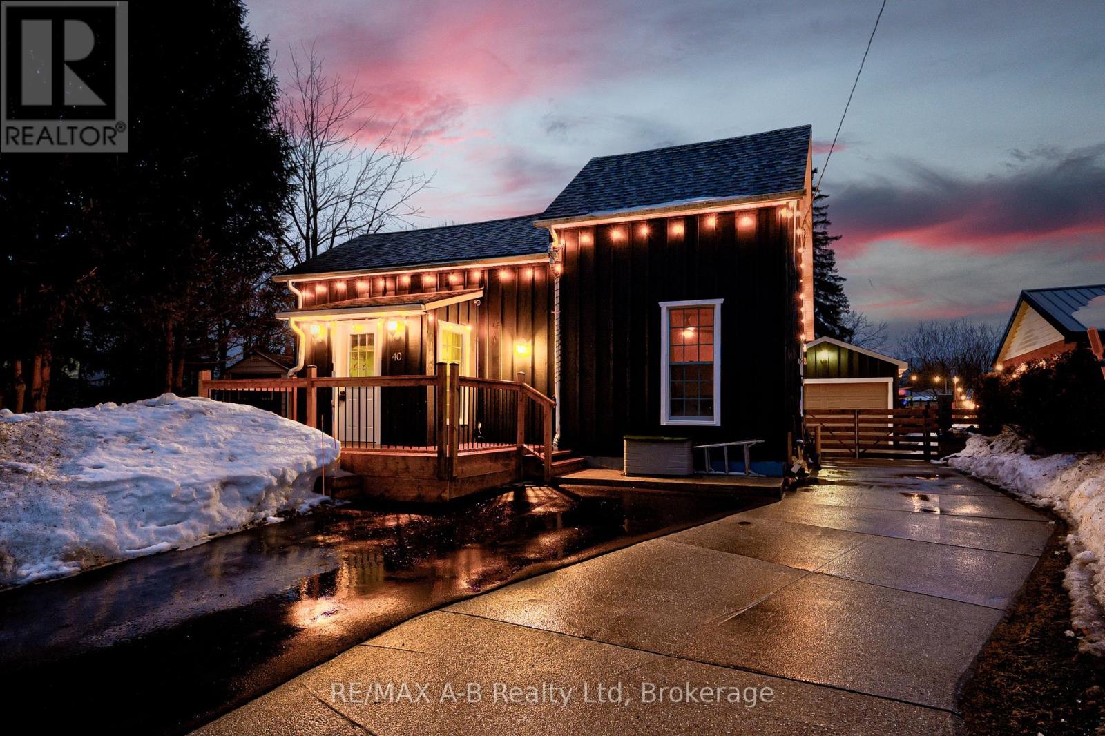 40 BLENHEIM STREET, west perth (mitchell), Ontario