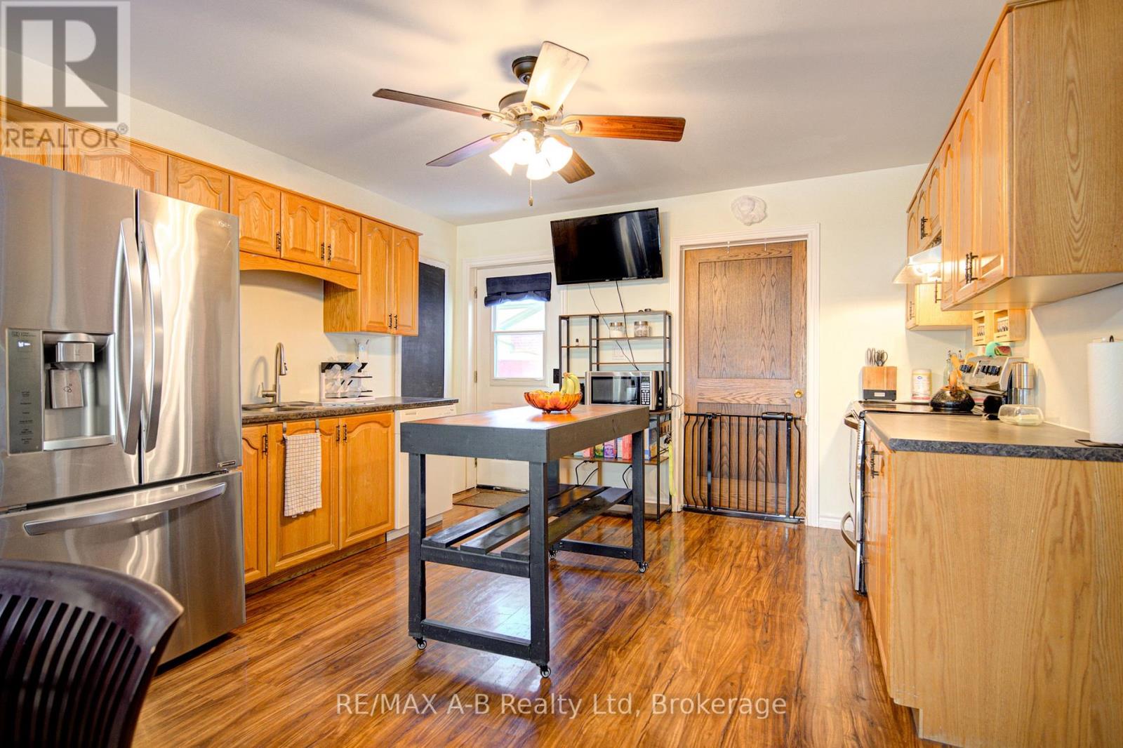 40 Blenheim Street, West Perth (Mitchell), Ontario  N0K 1N0 - Photo 16 - X12826764