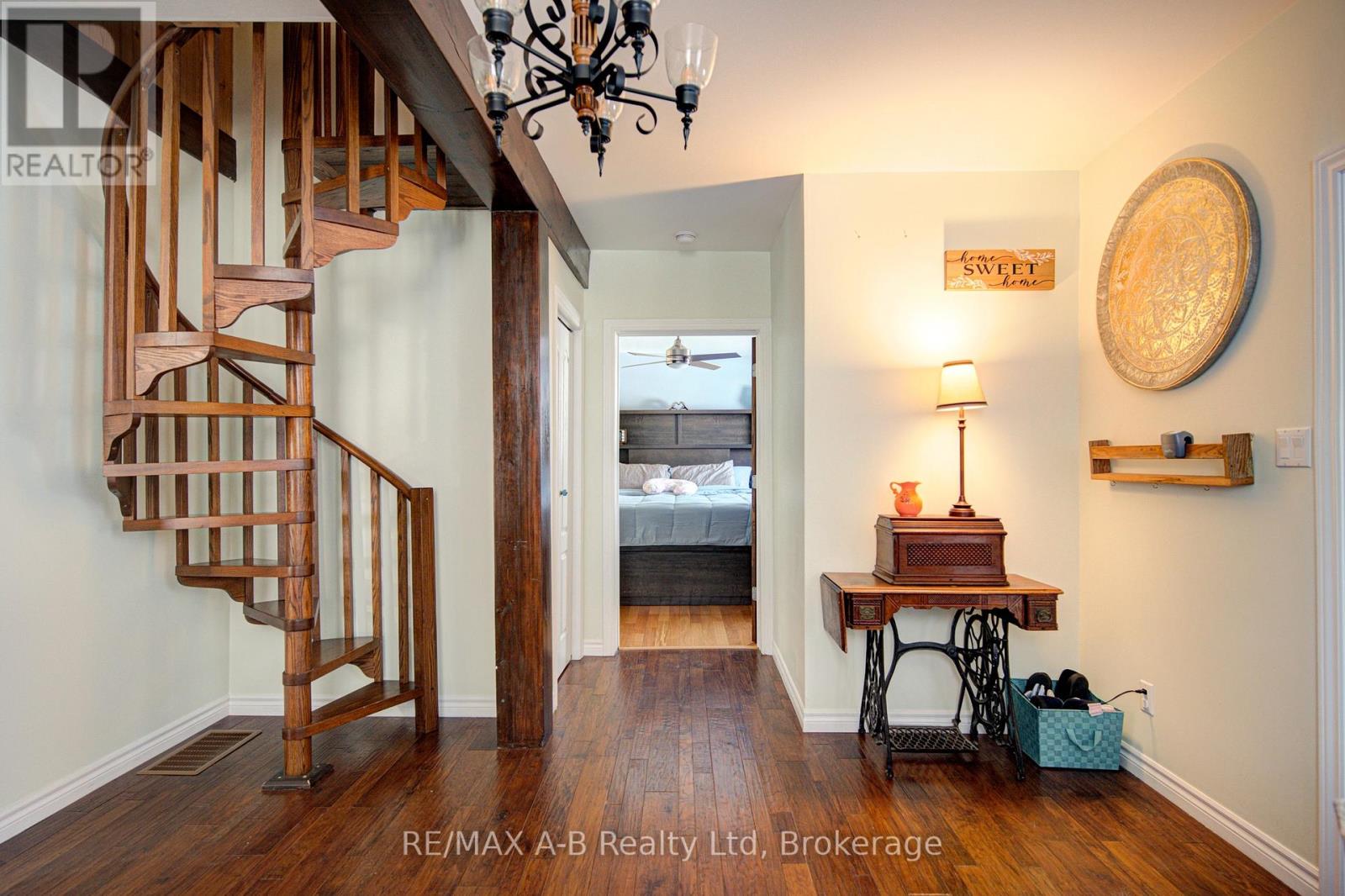 40 Blenheim Street, West Perth (Mitchell), Ontario  N0K 1N0 - Photo 9 - X12826764