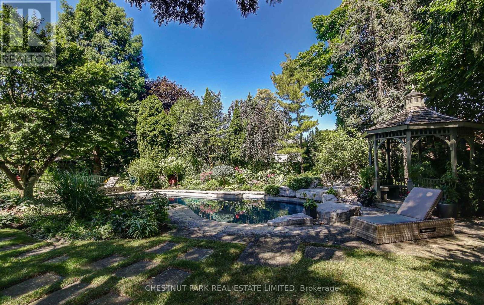 4 Cheltenham Court, Brampton, Ontario  L6W 1J3 - Photo 14 - W12794216