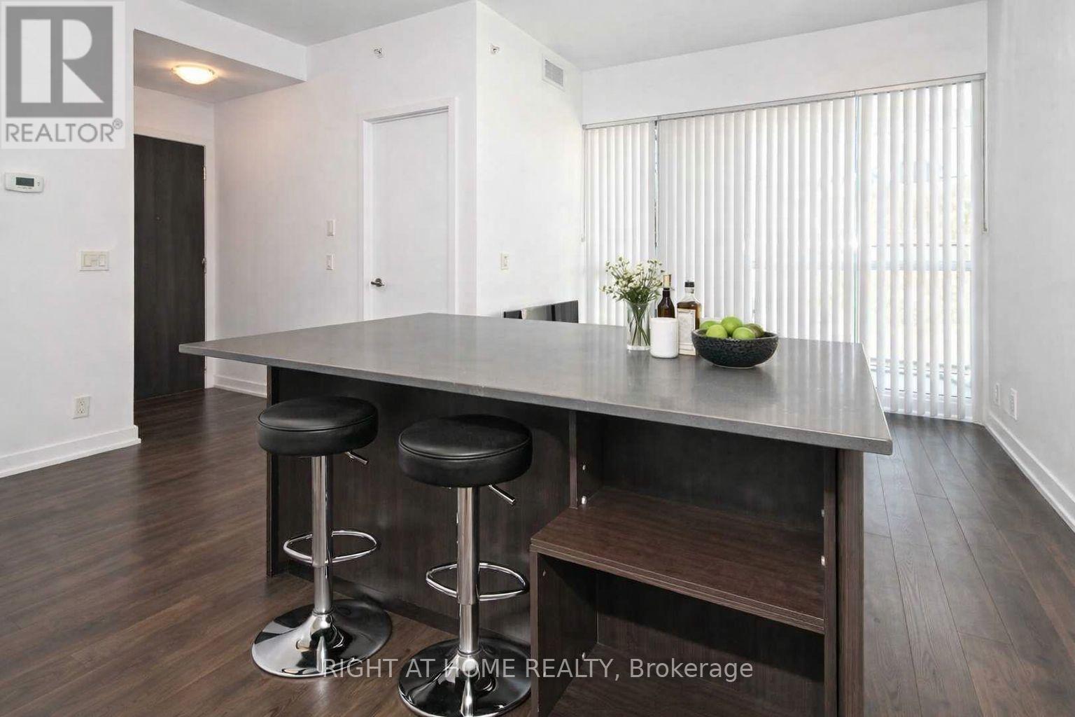 314 - 10 Park Lawn Road, Toronto, Ontario  M8V 0H9 - Photo 9 - W12773624