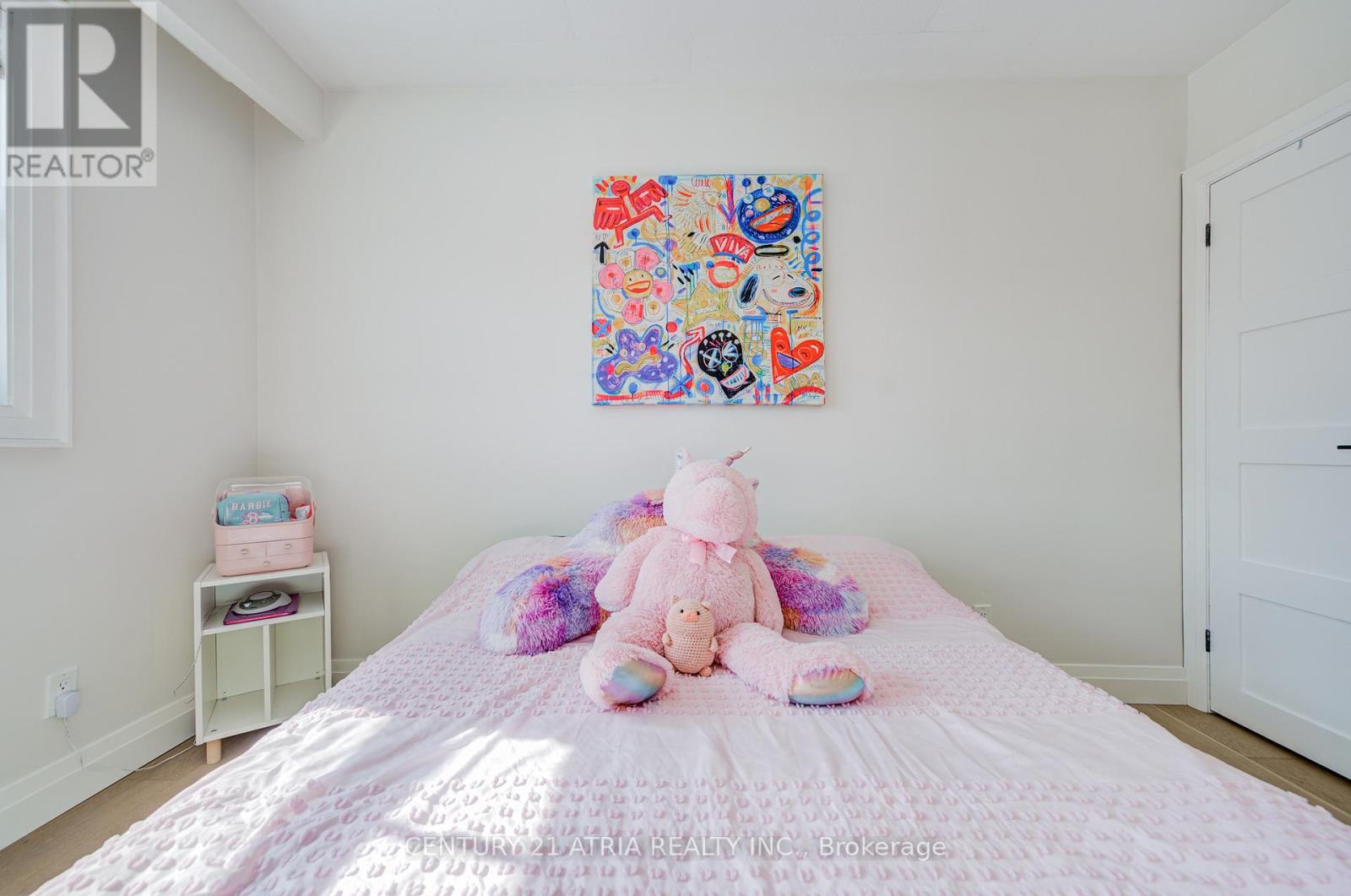 23 Ladbrooke Road, Toronto (Willowridge-Martingrove-Richview), Ontario  M3R 2A7 - Photo 21 - W12826996