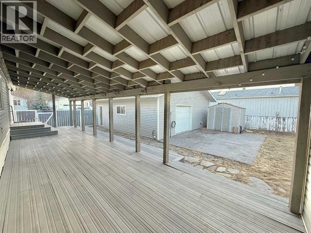 138 Nickerson Avenue, Hinton, Alberta  T7V 1A4 - Photo 5 - A2285490