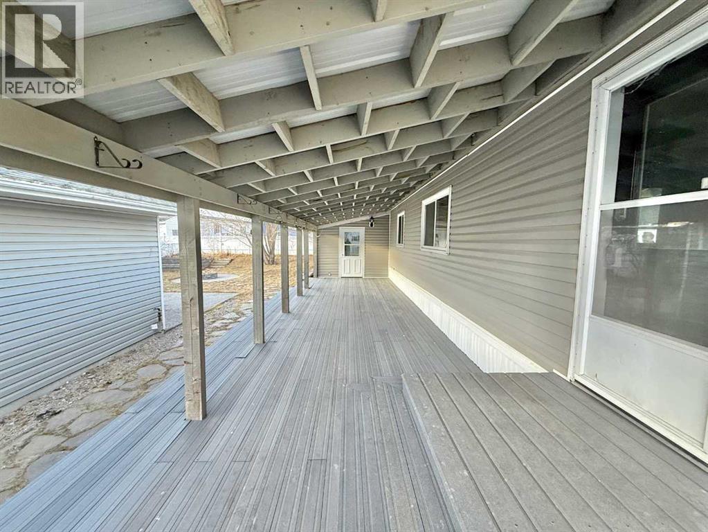 138 Nickerson Avenue, Hinton, Alberta  T7V 1A4 - Photo 4 - A2285490