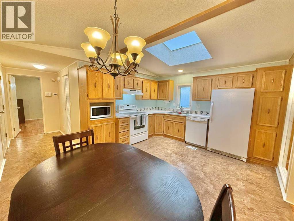 138 Nickerson Avenue, Hinton, Alberta  T7V 1A4 - Photo 17 - A2285490