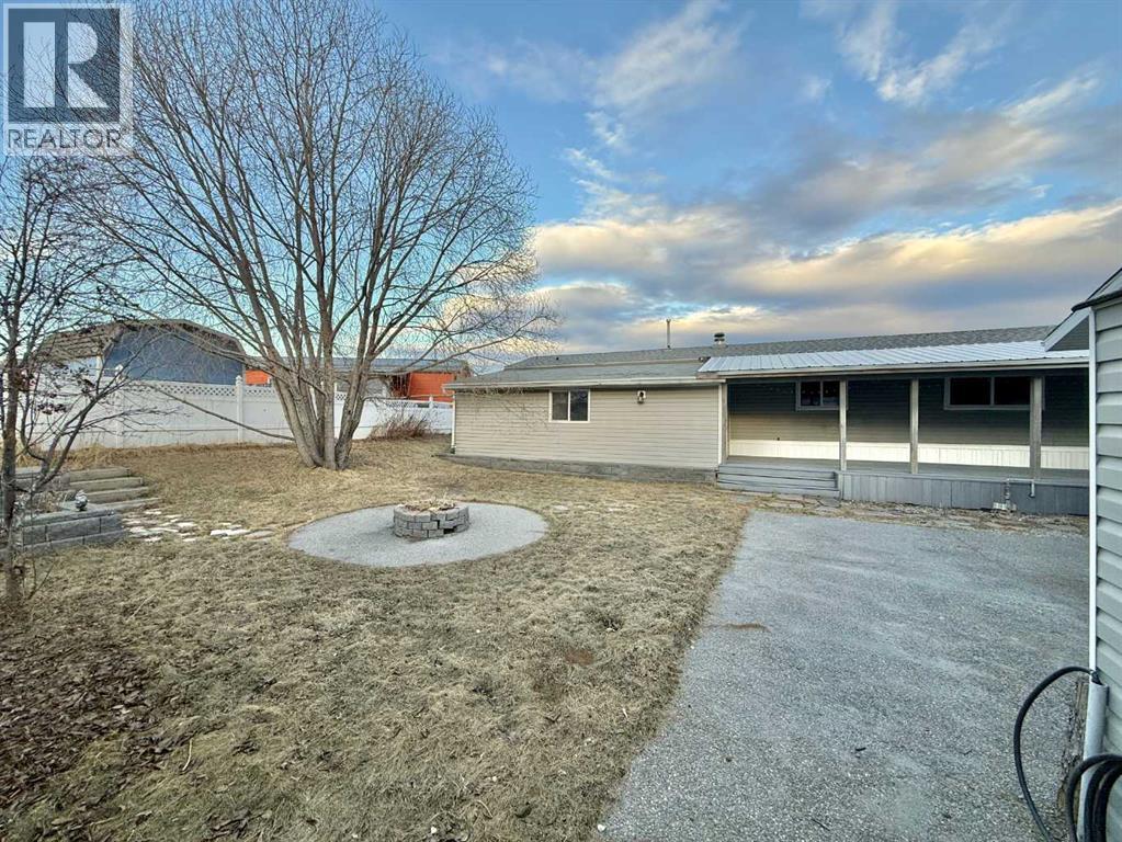 138 Nickerson Avenue, Hinton, Alberta  T7V 1A4 - Photo 33 - A2285490