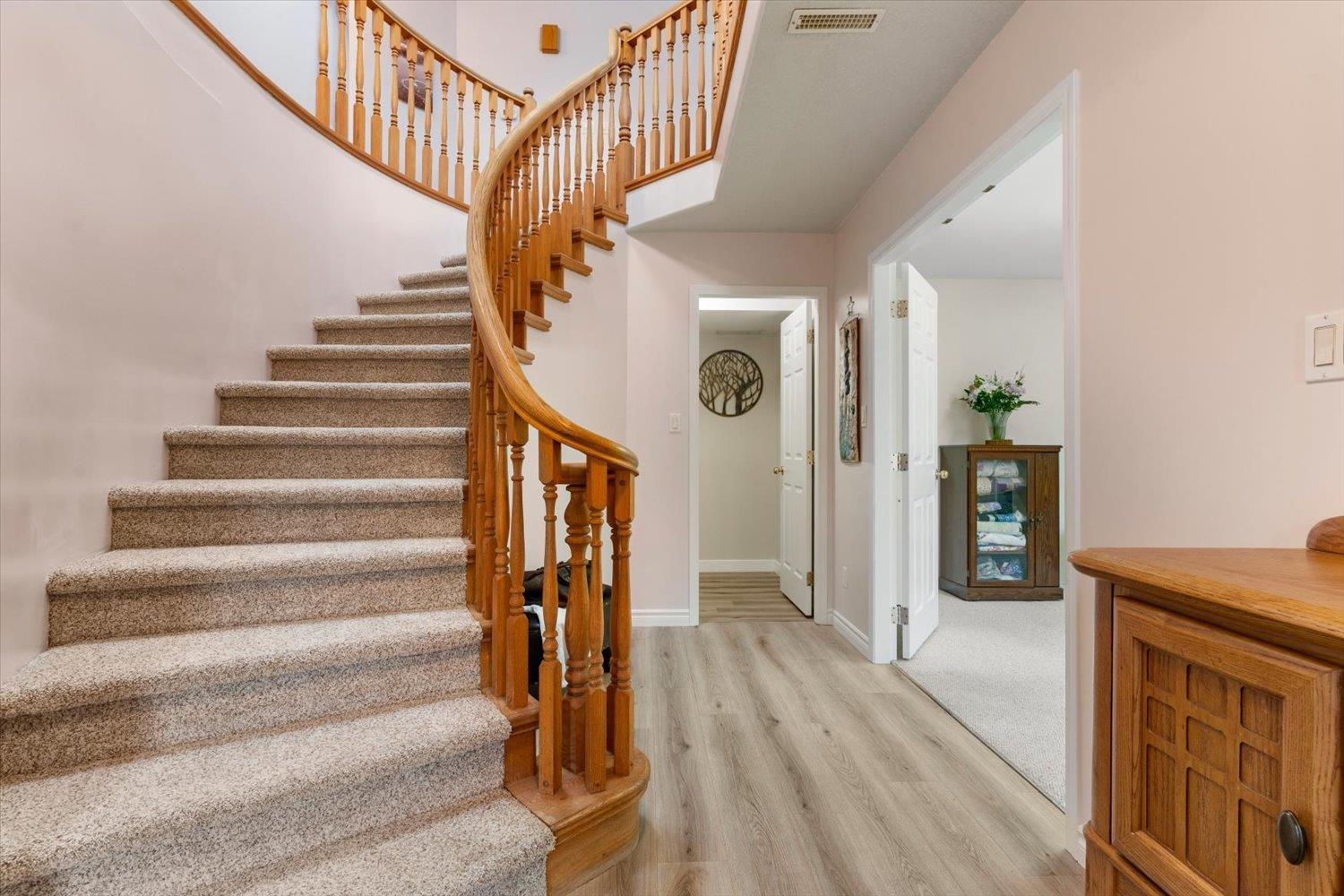 5635 Villa Rosa Place, Sardis South, Chilliwack, British Columbia  V2R 3K6 - Photo 4 - R3096733