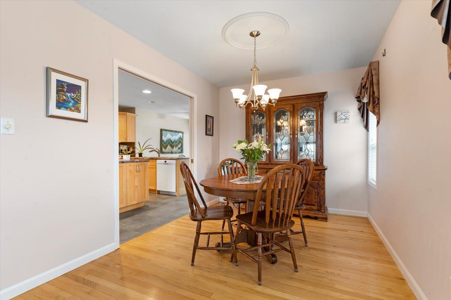 5635 Villa Rosa Place, Sardis South, Chilliwack, British Columbia  V2R 3K6 - Photo 13 - R3096733