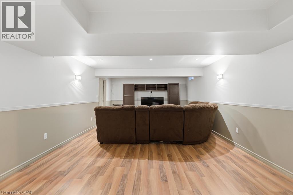 7 Vidal Court, Grimsby, Ontario  L3M 5R8 - Photo 22 - 40810267