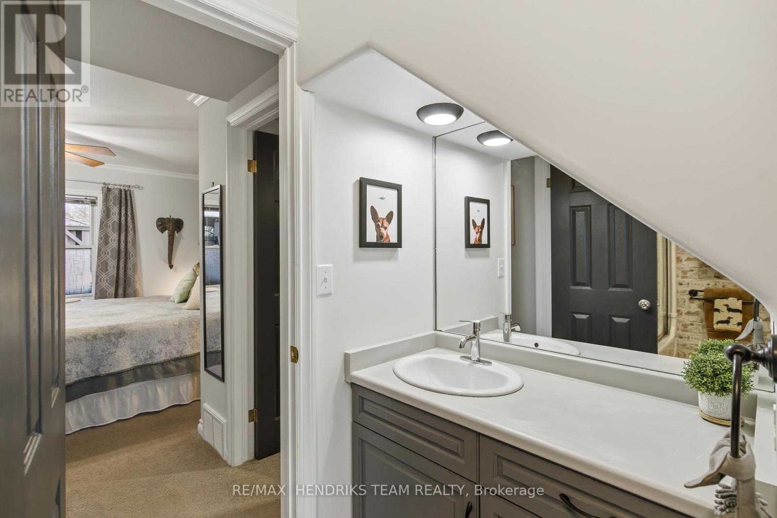 10 Alice Street, St. Catharines, Ontario  L2R 1L7 - Photo 13 - X12855658