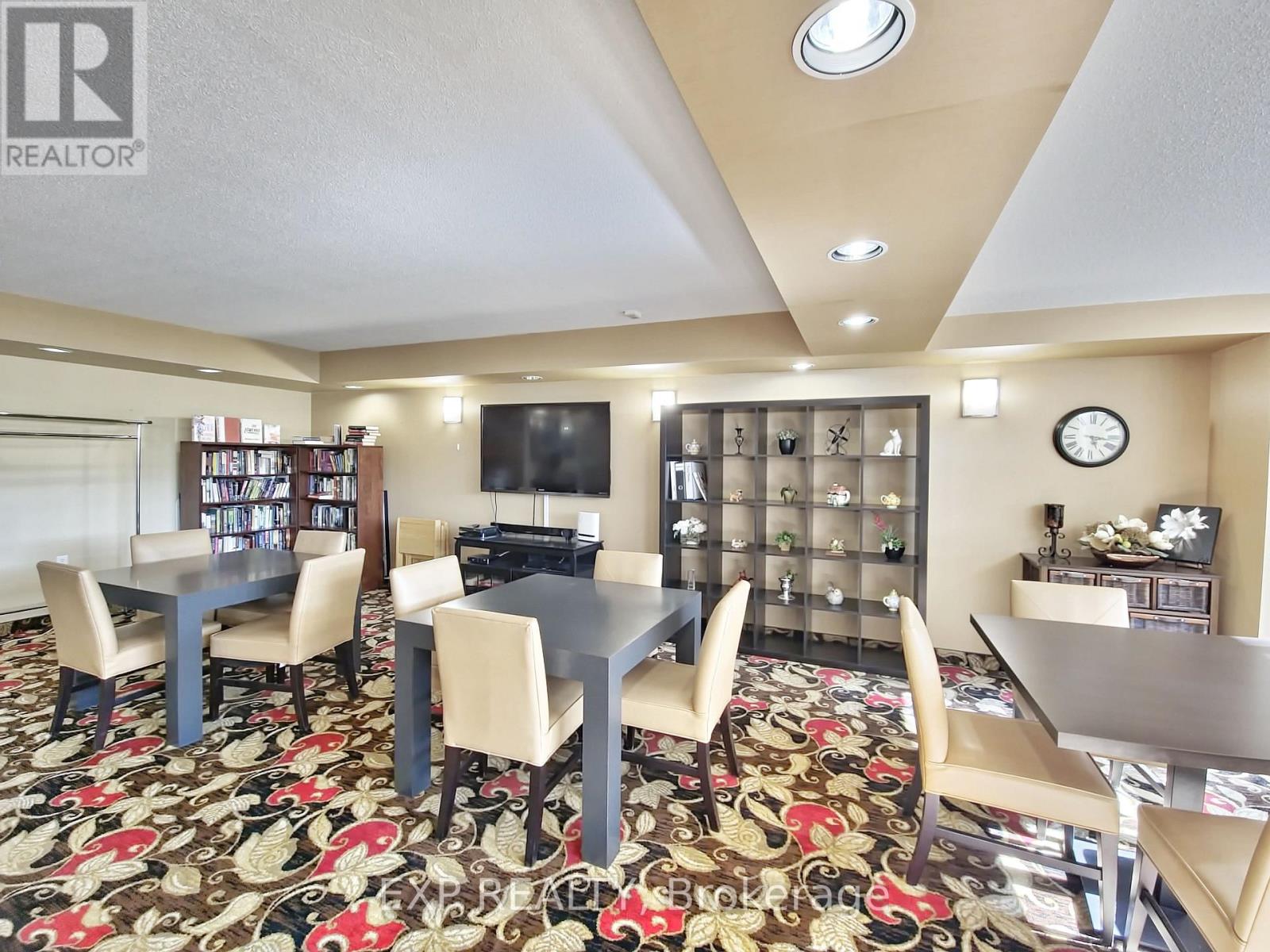 410 - 5100 Dorchester Road, Niagara Falls, Ontario  L2E 7H4 - Photo 13 - X12855660