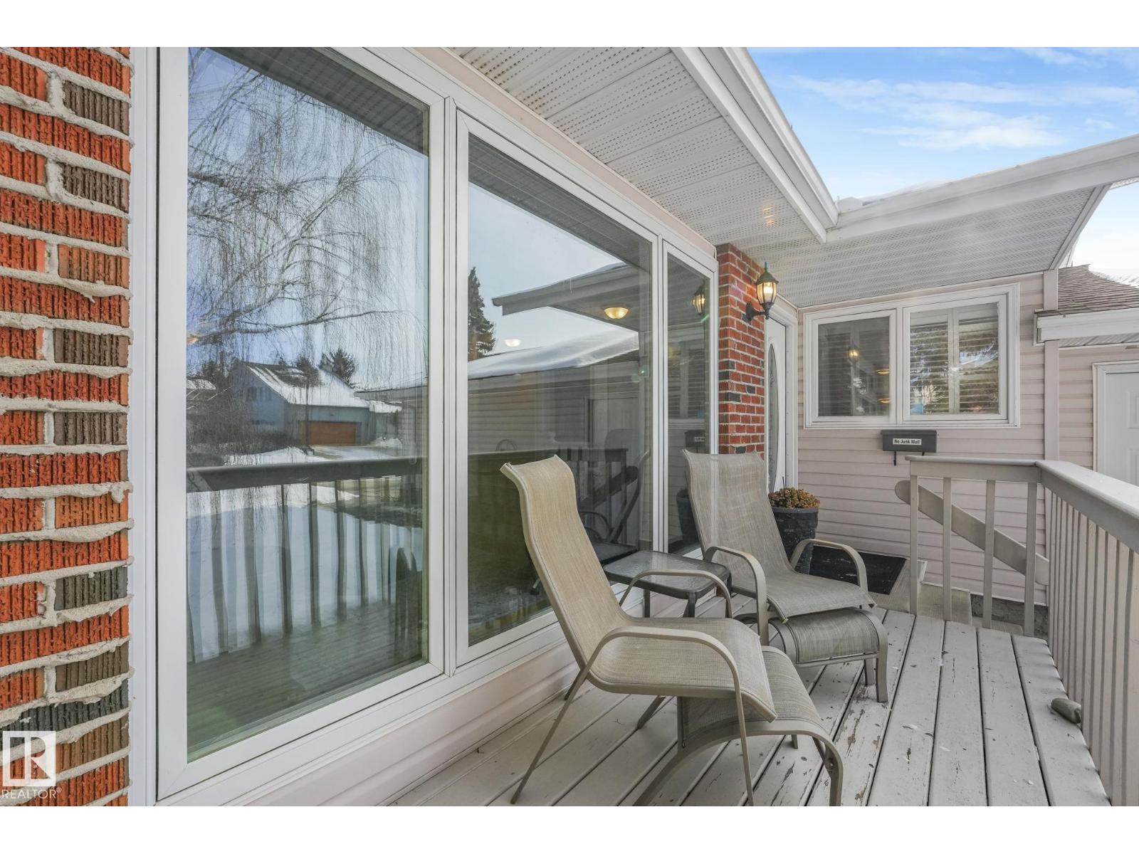 587 Wahstao Rd Nw, Edmonton, Alberta  T5T 2X9 - Photo 3 - E4476291