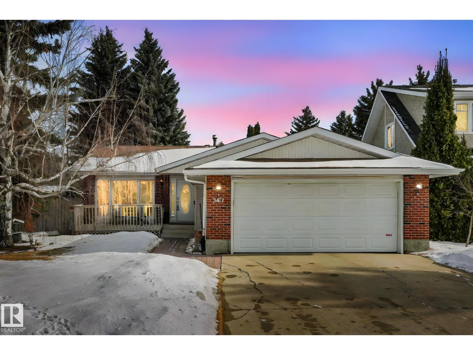 587 Wahstao Rd Nw, Edmonton, Alberta  T5T 2X9 - Photo 1 - E4476291