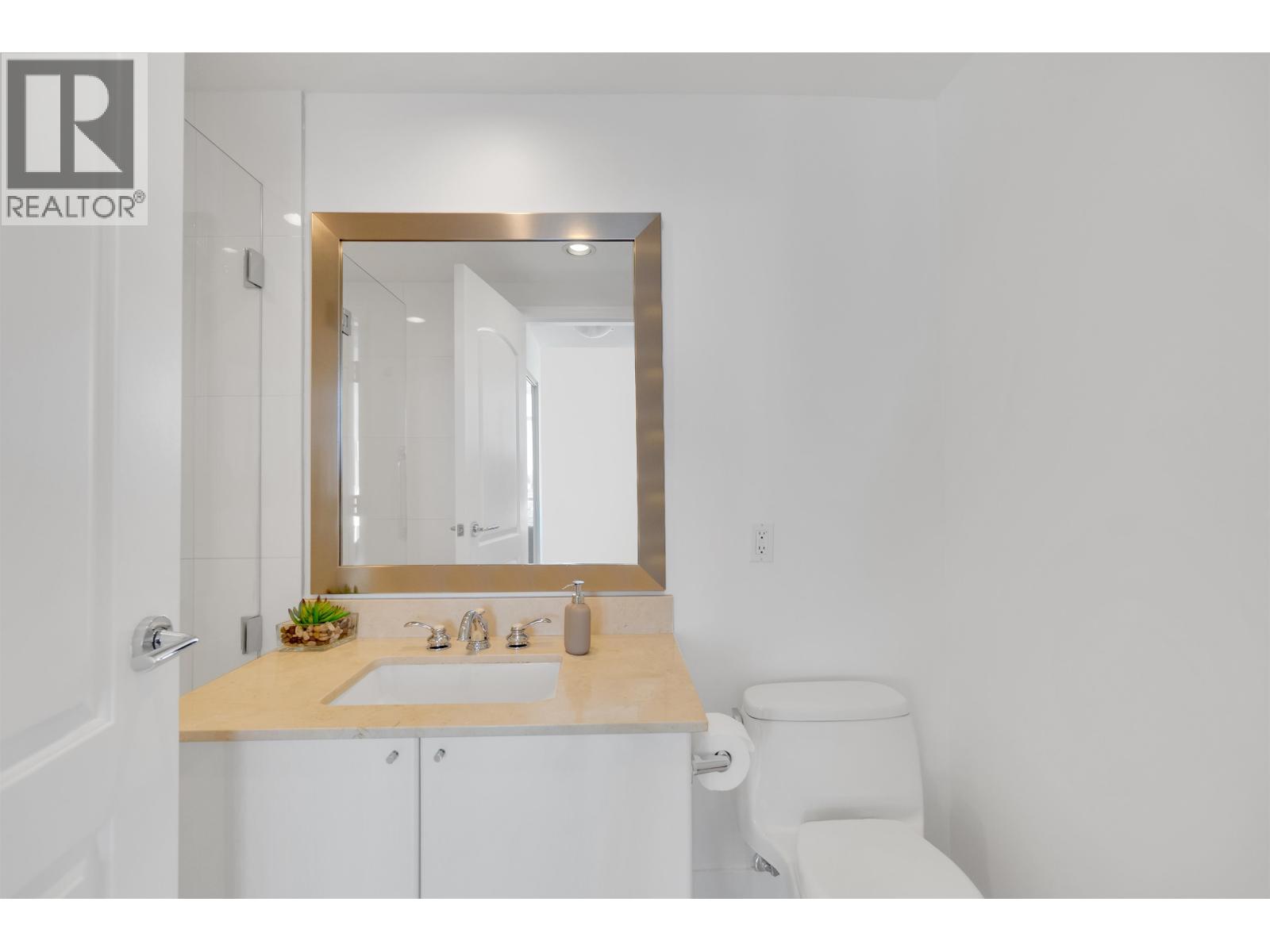 1102 172 Victory Ship Way, North Vancouver, British Columbia  V7L 0B5 - Photo 24 - R3096971