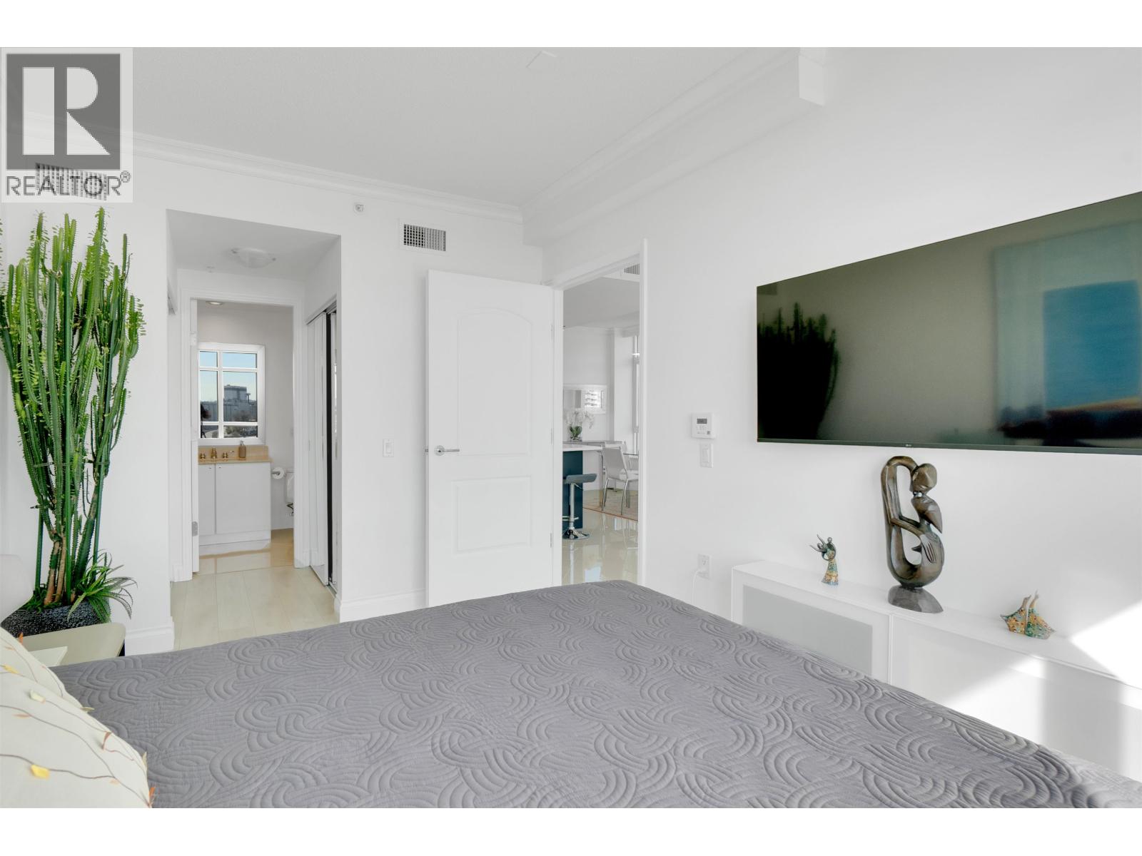 1102 172 Victory Ship Way, North Vancouver, British Columbia  V7L 0B5 - Photo 25 - R3096971