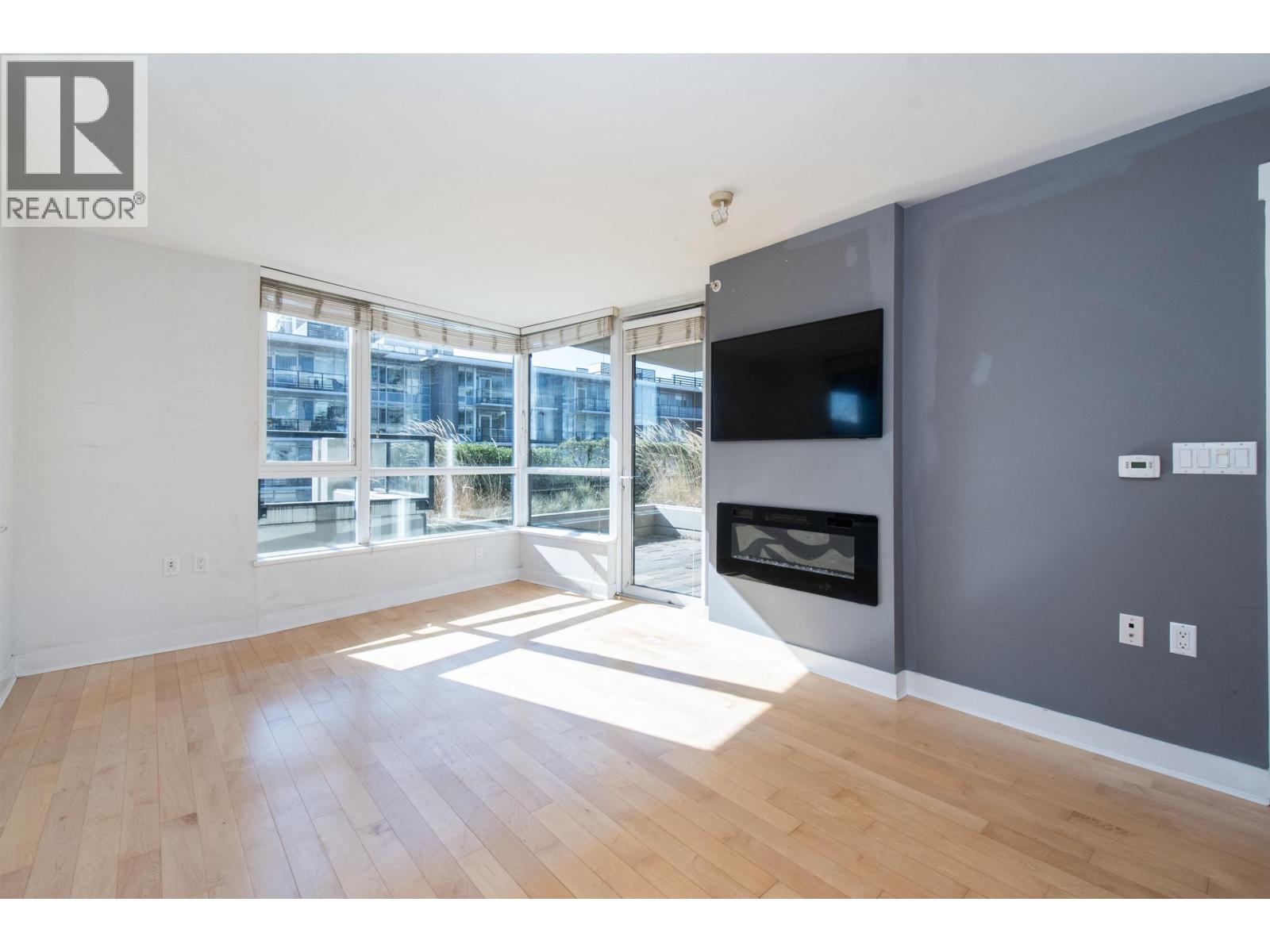 301 160 W 3rd Street, North Vancouver, British Columbia  V7M 0A9 - Photo 6 - R3096990