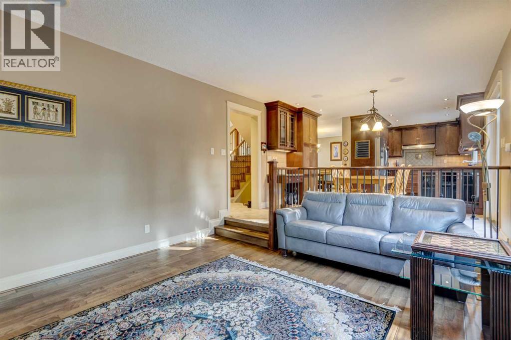 851 Edgemont Road Nw, Calgary, Alberta  T3A 2J1 - Photo 12 - A2287469