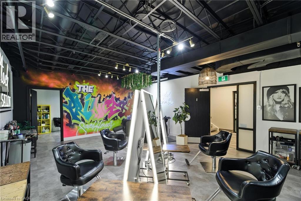 690 Belmont Avenue W Unit# 102, Kitchener, Ontario  N2M 1N6 - Photo 2 - 40810331