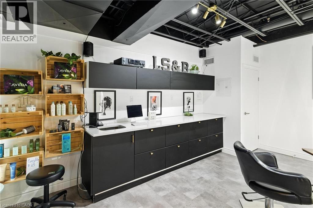 690 Belmont Avenue W Unit# 102, Kitchener, Ontario  N2M 1N6 - Photo 9 - 40810331