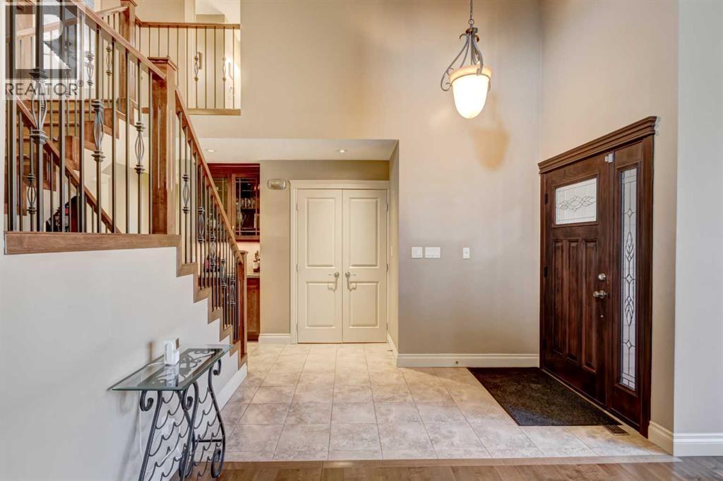 851 Edgemont Road Nw, Calgary, Alberta  T3A 2J1 - Photo 3 - A2287469