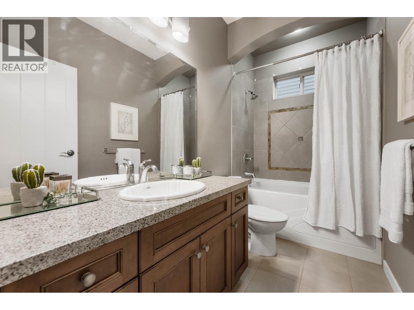 1383 Trafalgar Street, Coquitlam, British Columbia  V3E 0E9 - Photo 24 - R3097001