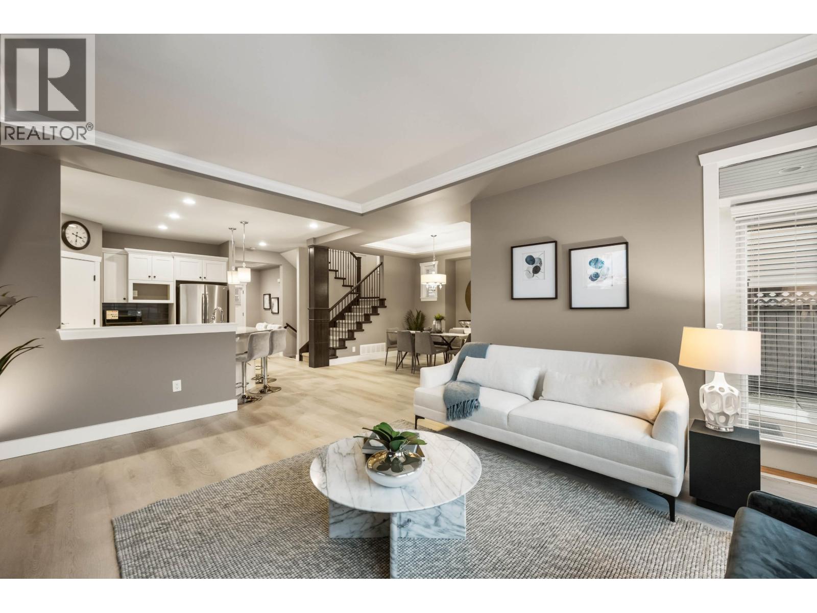 1383 Trafalgar Street, Coquitlam, British Columbia  V3E 0E9 - Photo 3 - R3097001