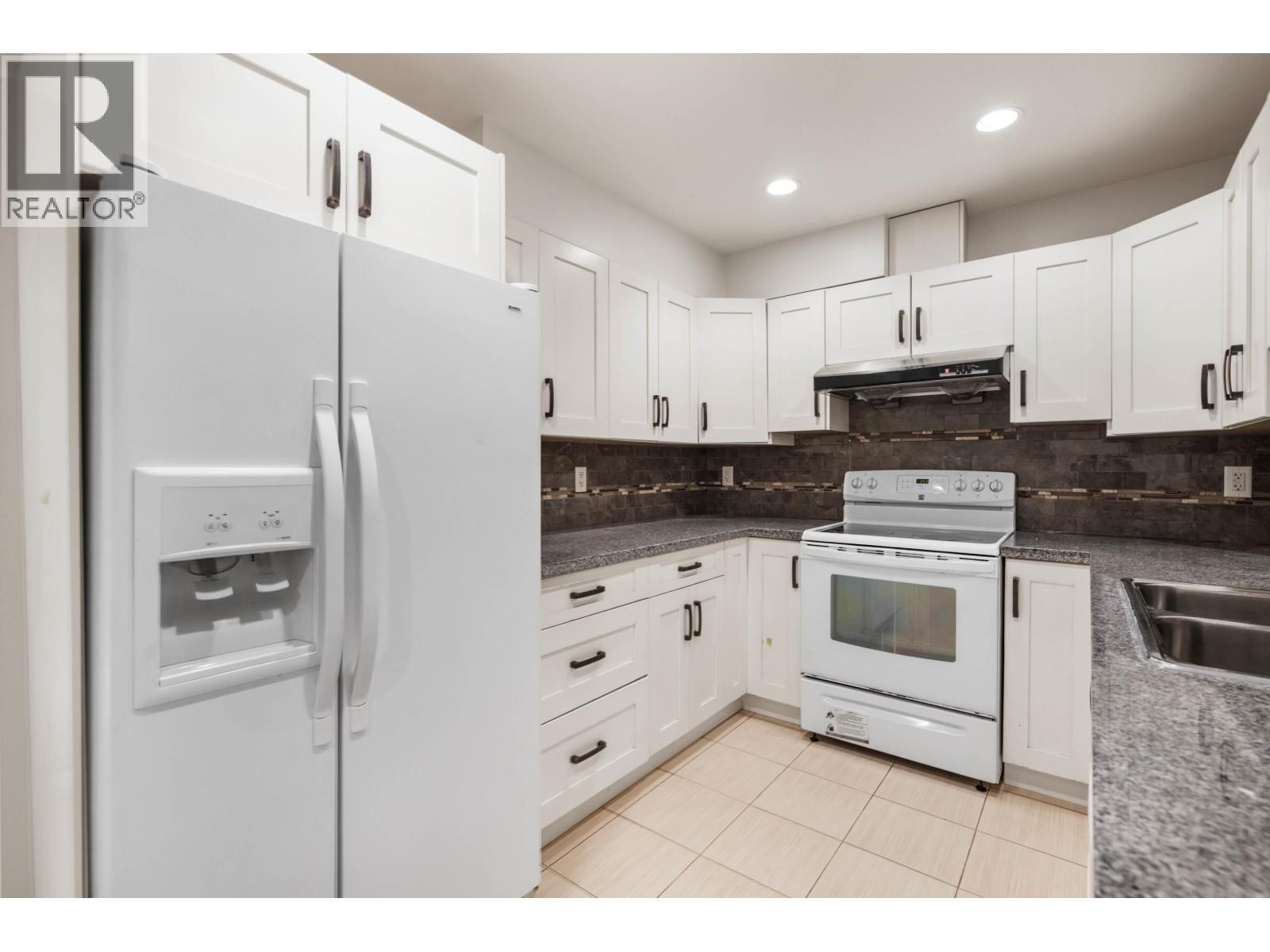 1383 Trafalgar Street, Coquitlam, British Columbia  V3E 0E9 - Photo 31 - R3097001