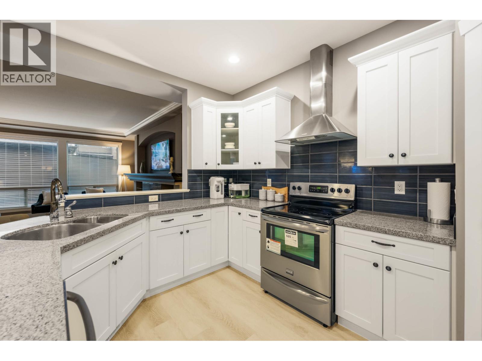 1383 Trafalgar Street, Coquitlam, British Columbia  V3E 0E9 - Photo 9 - R3097001