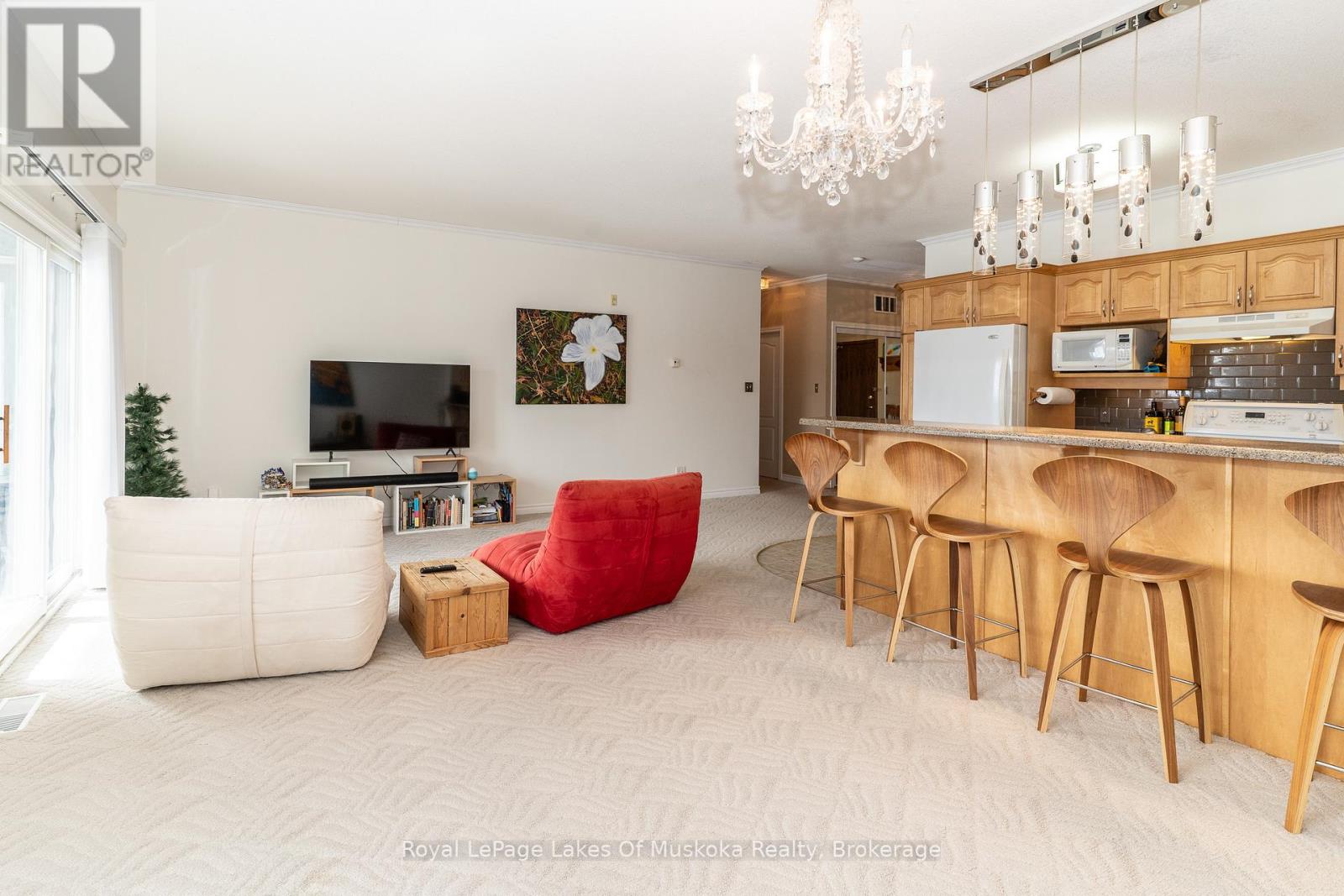 403 - 24 Ontario Street, Bracebridge, Ontario  P1L 2H5 - Photo 9 - X12855654