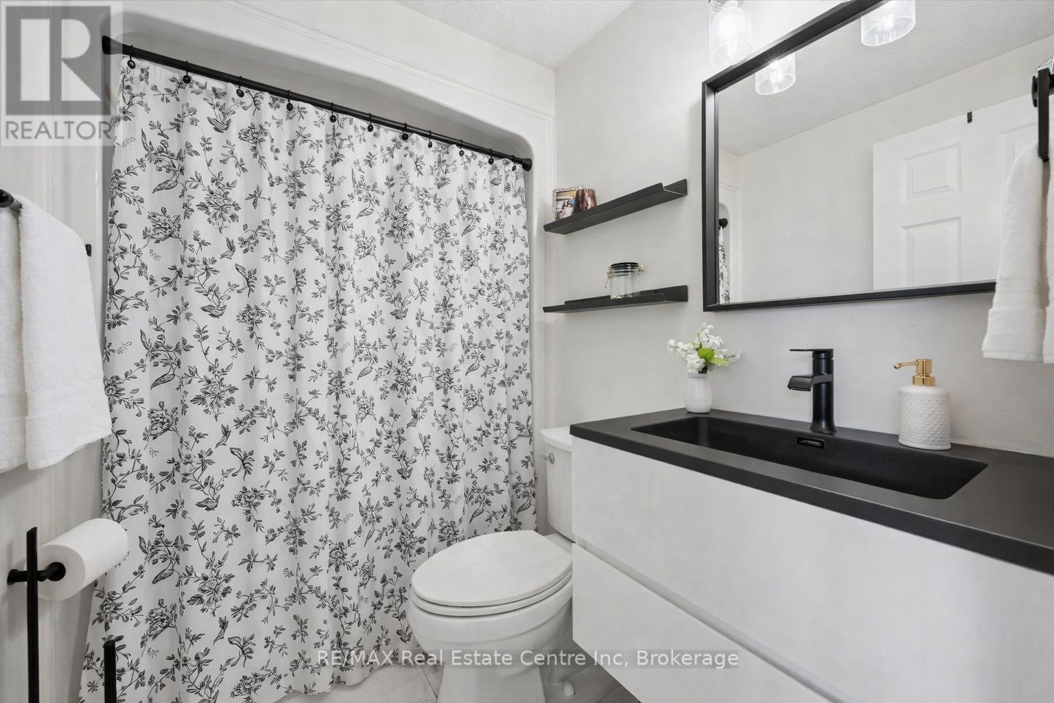 98 Cedarvale Avenue, Guelph, Ontario  N1E 7K2 - Photo 15 - X12855682