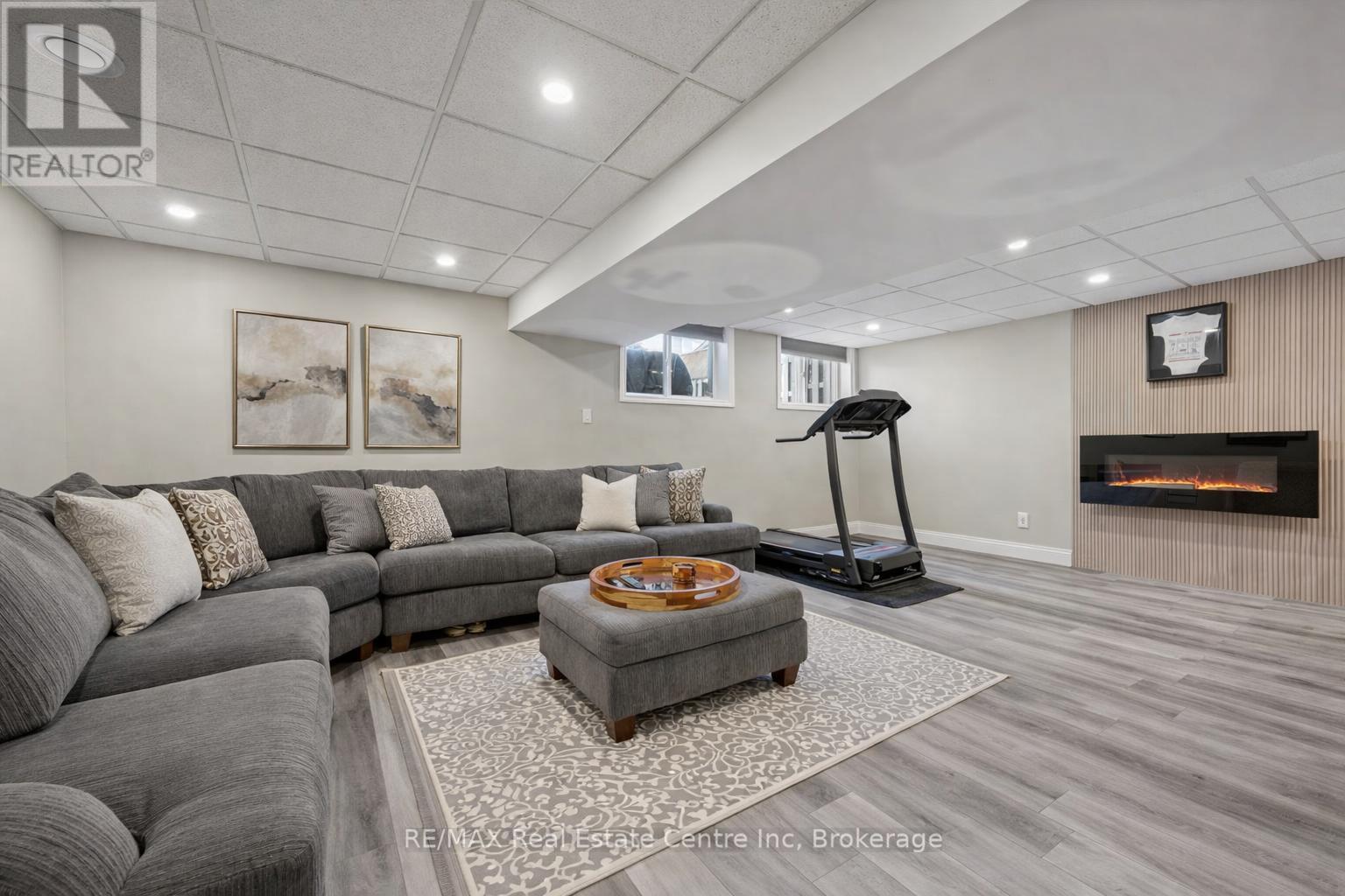 98 Cedarvale Avenue, Guelph, Ontario  N1E 7K2 - Photo 17 - X12855682