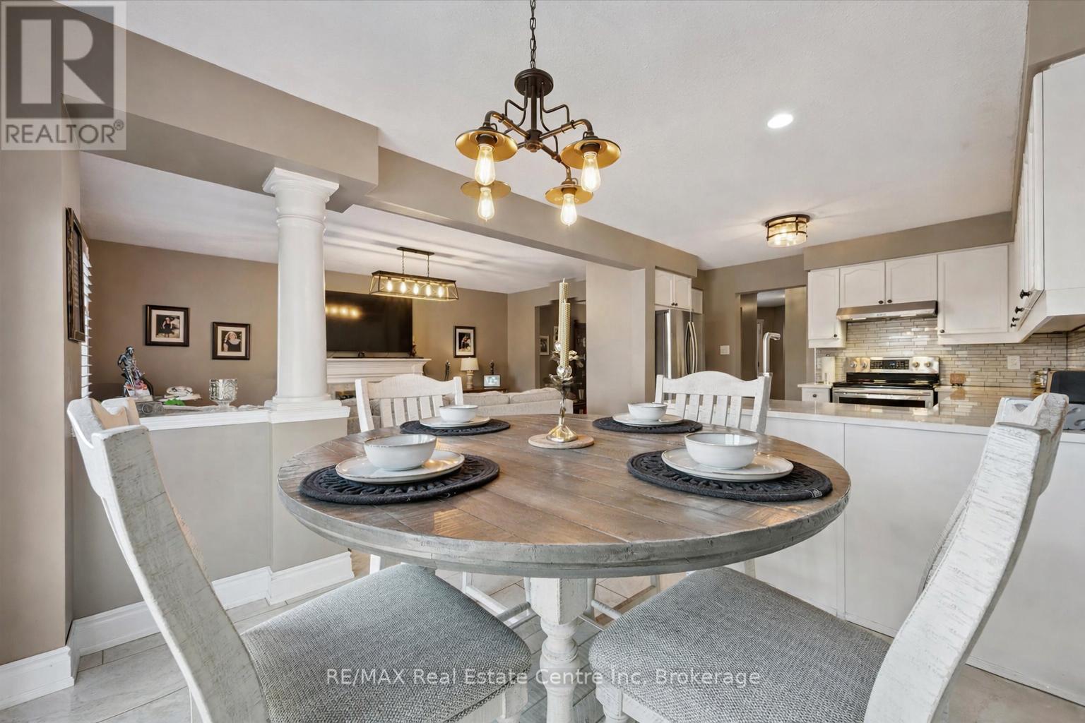 98 Cedarvale Avenue, Guelph, Ontario  N1E 7K2 - Photo 4 - X12855682