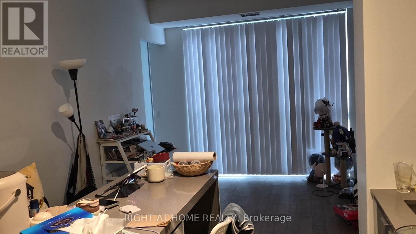 813 - 7 Grenville Street, Toronto (Bay Street Corridor), Ontario  M4Y 0E9 - Photo 29 - C12846714