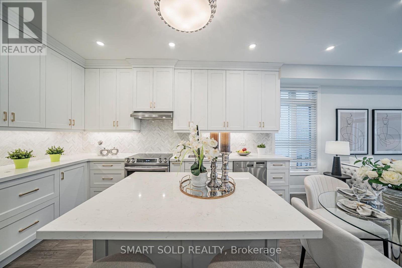 16 Gauguin Avenue, Vaughan, Ontario  L4J 9J7 - Photo 14 - N12852690