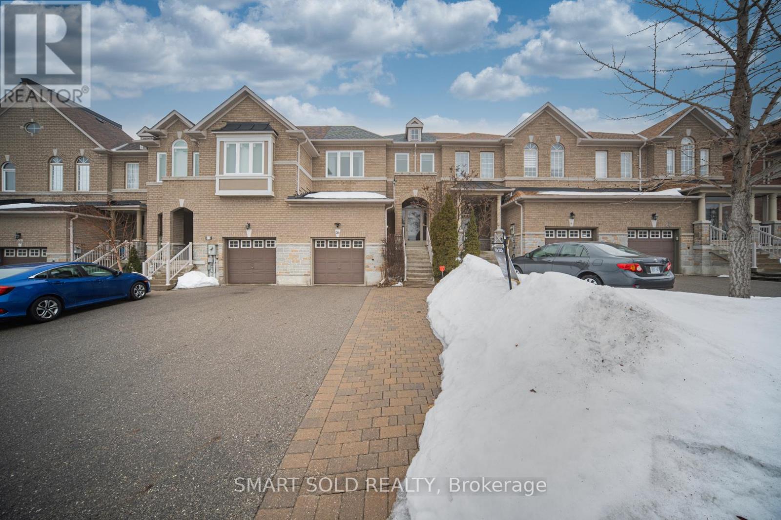 16 Gauguin Avenue, Vaughan, Ontario  L4J 9J7 - Photo 2 - N12852690