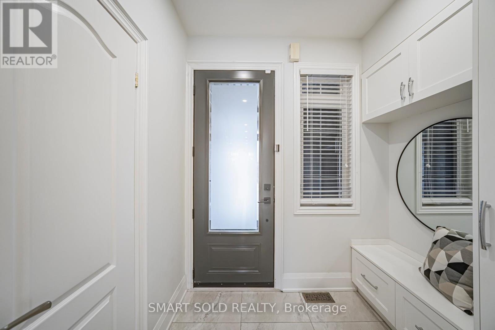 16 Gauguin Avenue, Vaughan, Ontario  L4J 9J7 - Photo 6 - N12852690