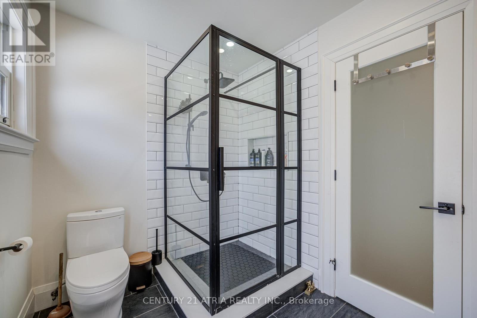 23 Ladbrooke Road, Toronto (Willowridge-Martingrove-Richview), Ontario  M3R 2A7 - Photo 31 - W12826996