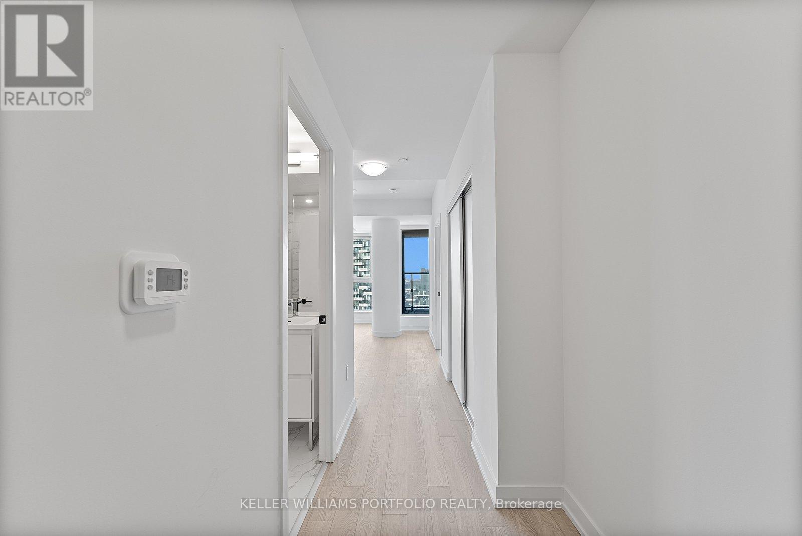 3115 - 1 Quarrington Lane, Toronto (Banbury-Don Mills), Ontario  M3C 0S4 - Photo 2 - C12855608