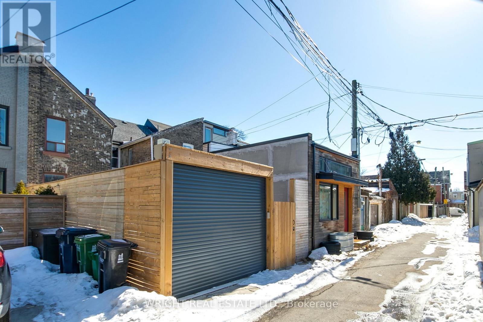 268 Claremont Street, Toronto, Ontario  M6J 2N3 - Photo 29 - C12855618