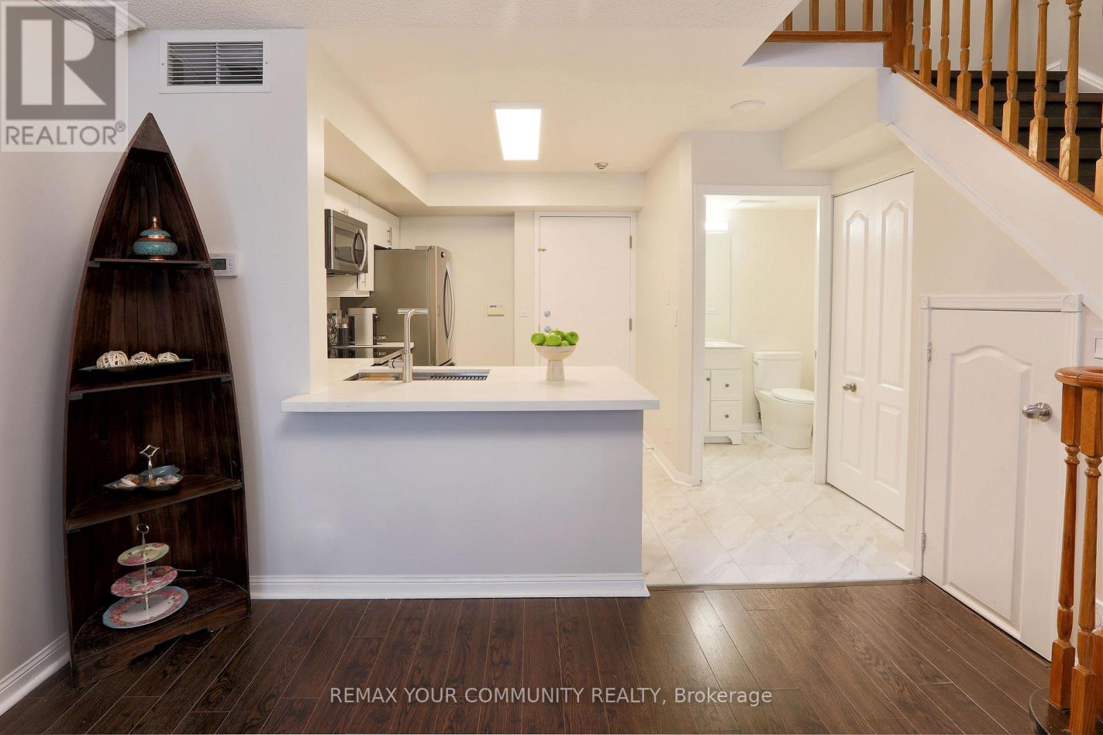 1213 - 28 Sommerset Way, Toronto (Willowdale East), Ontario  M2N 6W7 - Photo 11 - C12855626