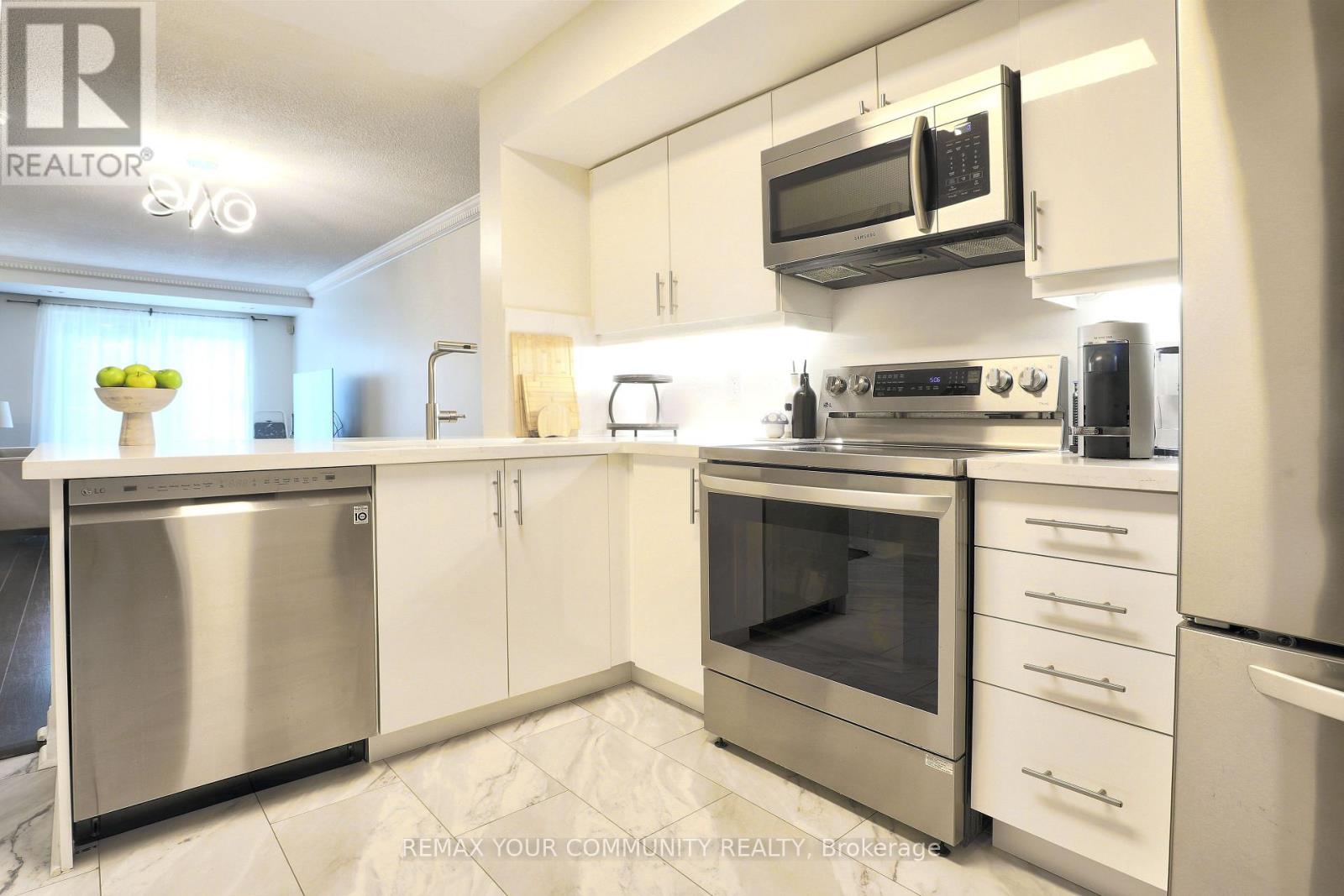 1213 - 28 Sommerset Way, Toronto (Willowdale East), Ontario  M2N 6W7 - Photo 14 - C12855626