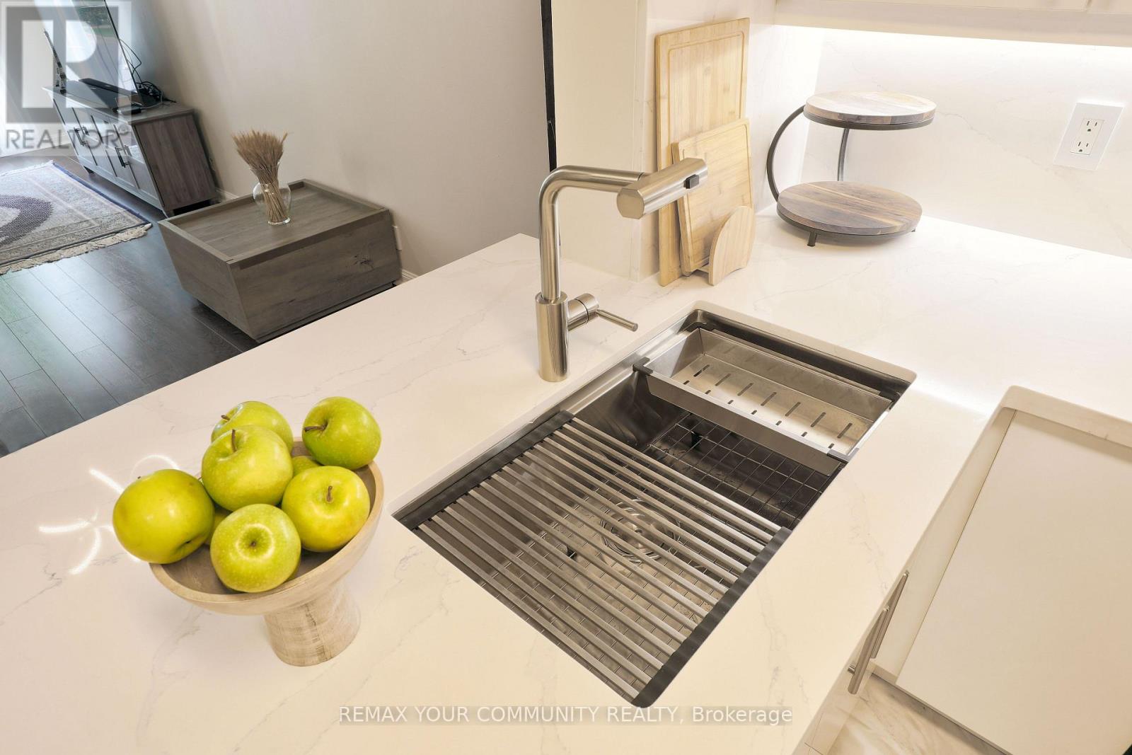 1213 - 28 Sommerset Way, Toronto (Willowdale East), Ontario  M2N 6W7 - Photo 17 - C12855626