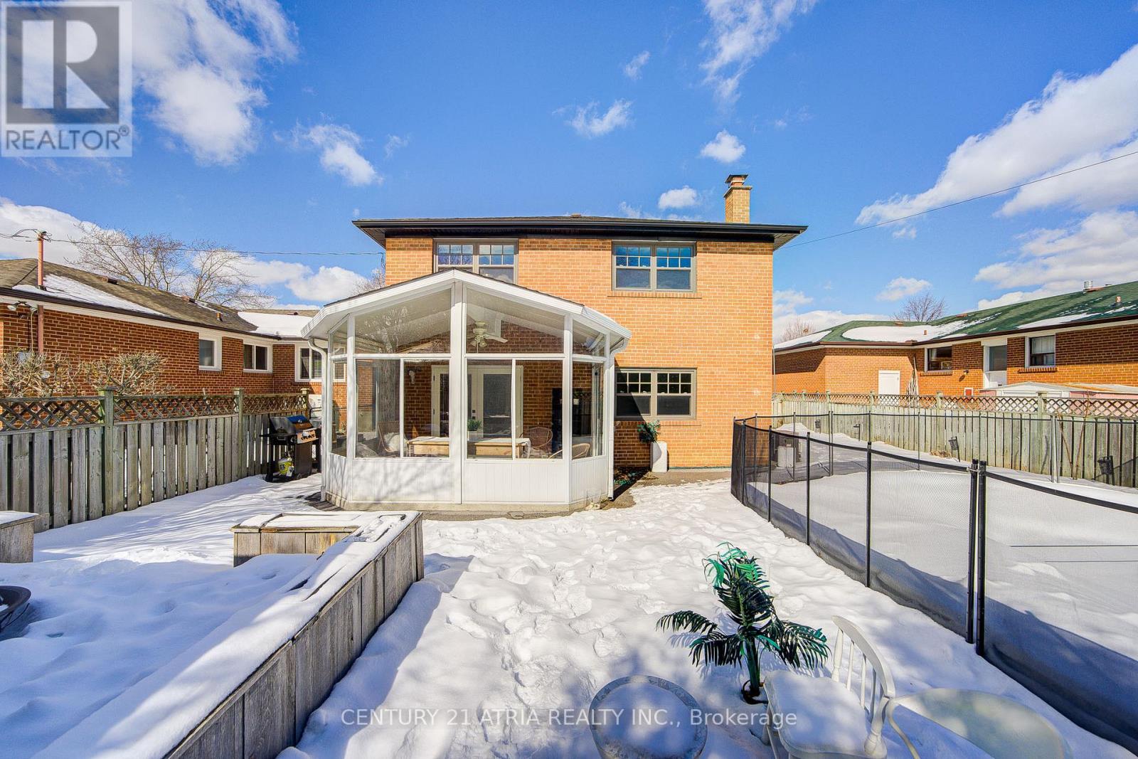 23 Ladbrooke Road, Toronto (Willowridge-Martingrove-Richview), Ontario  M3R 2A7 - Photo 42 - W12826996