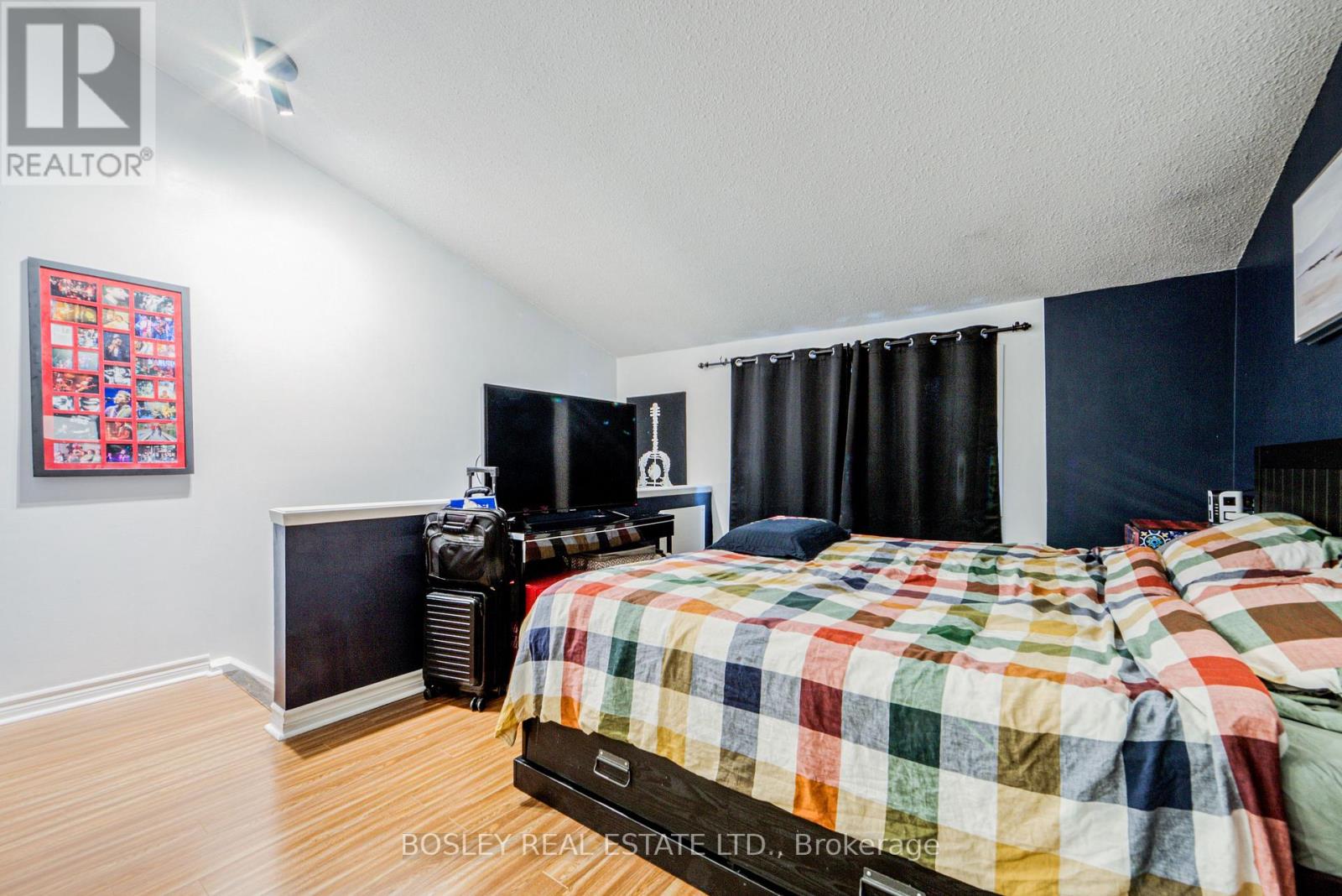 260 Milan Street, Toronto, Ontario  M5A 3Z6 - Photo 19 - C12855674