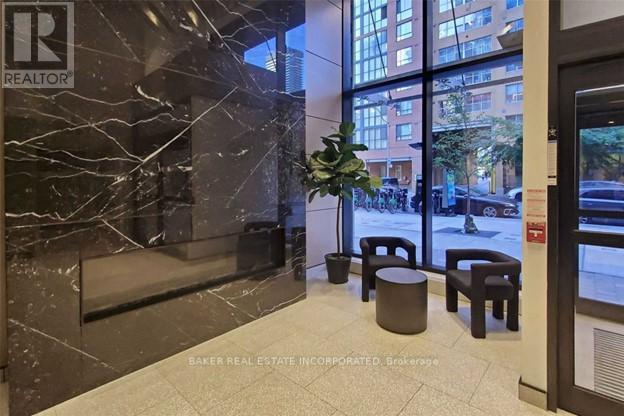 811 - 2a Church Street, Toronto (Waterfront Communities), Ontario  M5E 0E1 - Photo 4 - C12855720